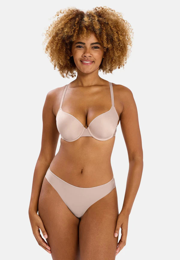 Brasiliana Invisibile Sans Complexe